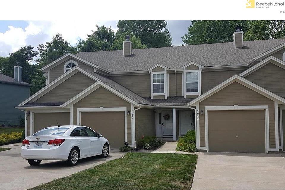 1st image of 5932 NE Moonstone Dr