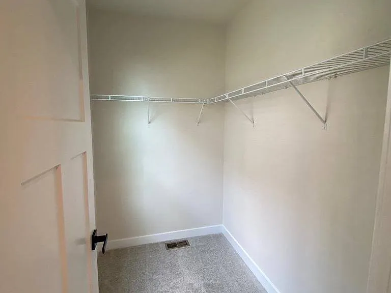2528 Verona Pl #A — Photo 10