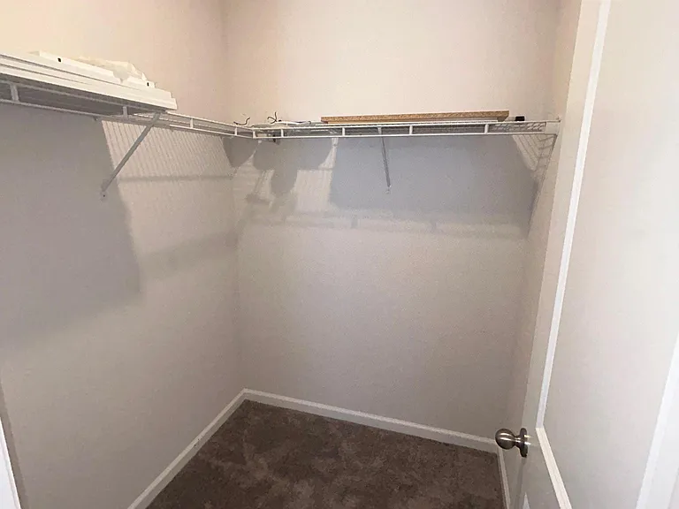 228 Hillcrest Dr — Photo 10