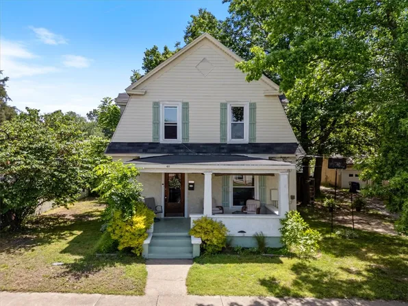 411 N Broadway St, Siloam Springs, AR 72761