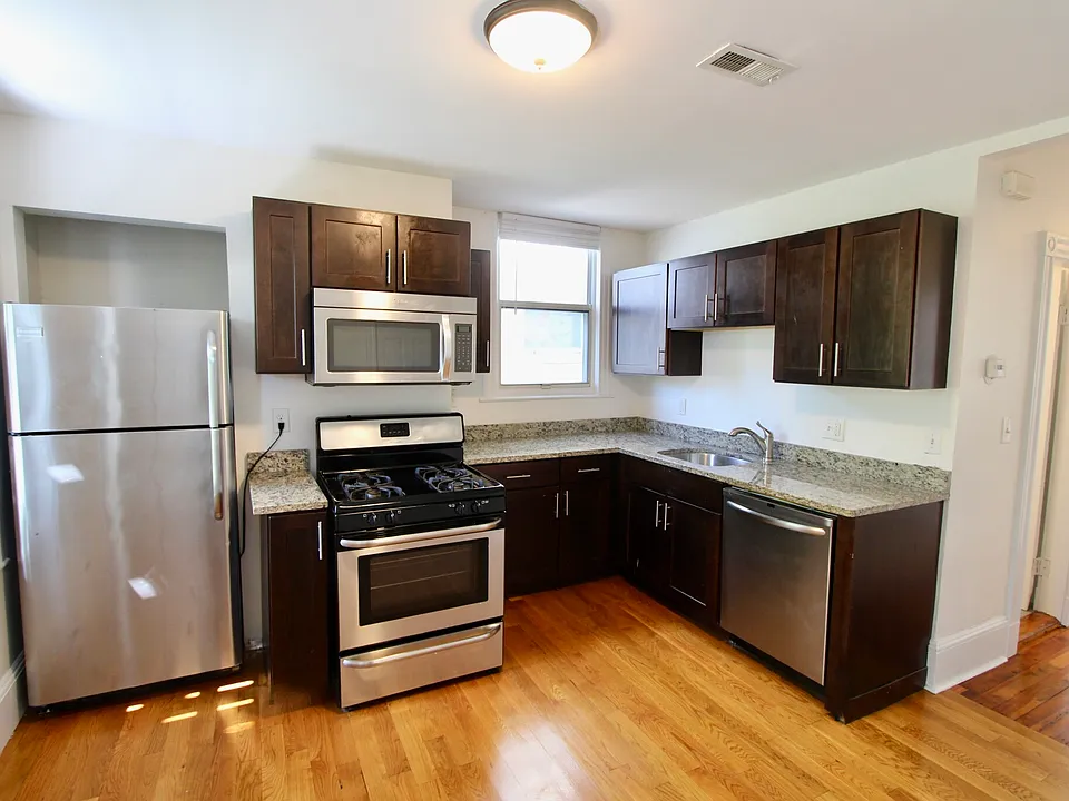 299 Lexington Street Apartments