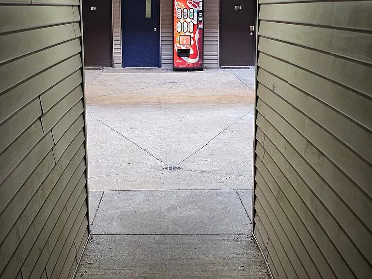 1102 E Colorado Ave — Photo 18
