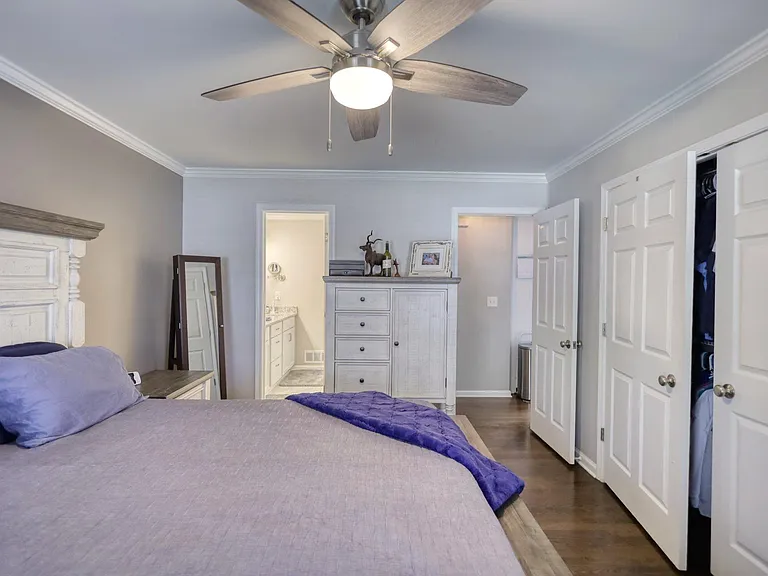 Trammel Dr — Photo 20