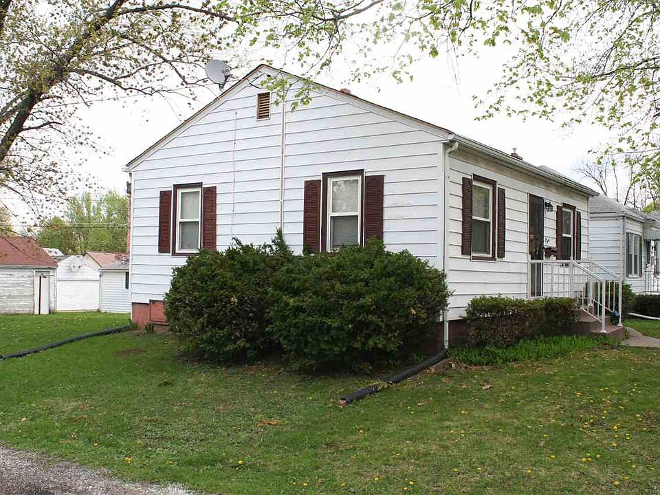 2nd image of 630 W 30th St