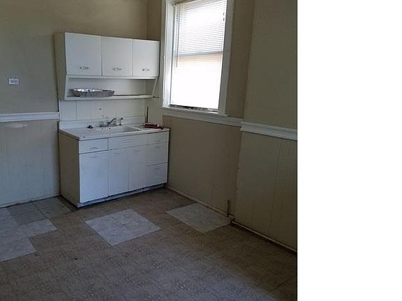 3rd image of 3236 Nebraska Ave #A