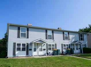 2225 Yorktowne Dr, Valparaiso, IN 46383