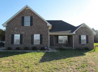 2714 Cliffside Dr, Christiana, TN 37037