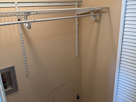 5th image of 1545 SW Chelsea Dr #1545