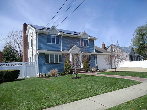 2nd image of 8 Linden Blvd