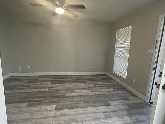 2nd image of 2810 S Poplar St #3