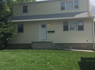 27 6th Ave FLOOR 2, Hawthorne, NJ 07506