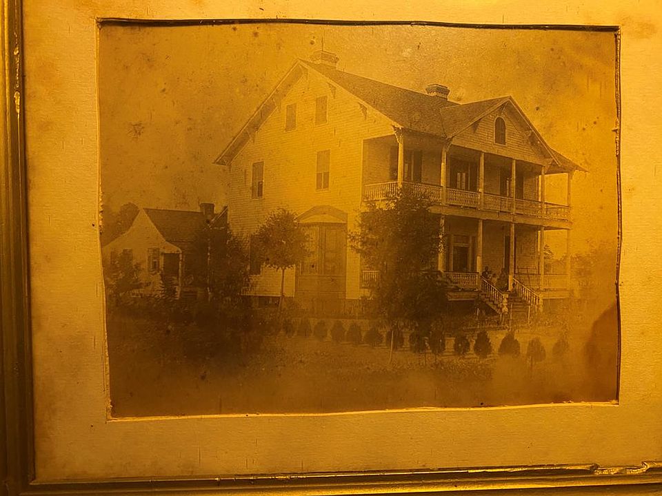 650 Main St, Blackville, SC 29817 Zillow