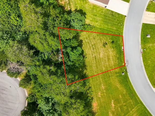 146 Brighton Pl, Bristol, TN 37620