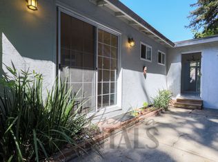 5638 Thornhill Dr, Oakland, CA 94611