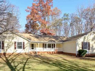 2500 Milton Hills Dr, Charlottesville, VA 22902