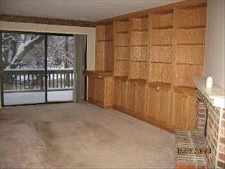 1st image of 29W391 Emerald Green Dr #32-F