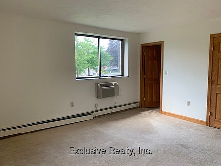 4th image of 2350 Commonwealth Ave APT 1