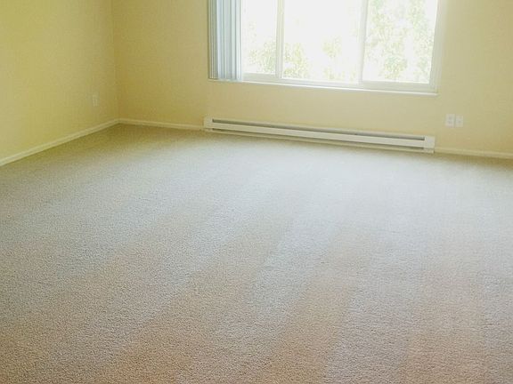 3rd image of 423 11th Ave E APT 08