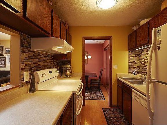 New tile, countertops, hood.