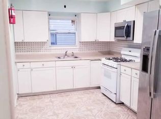 1061 Hartman Ln FLOOR 1, Far Rockaway, NY 11691