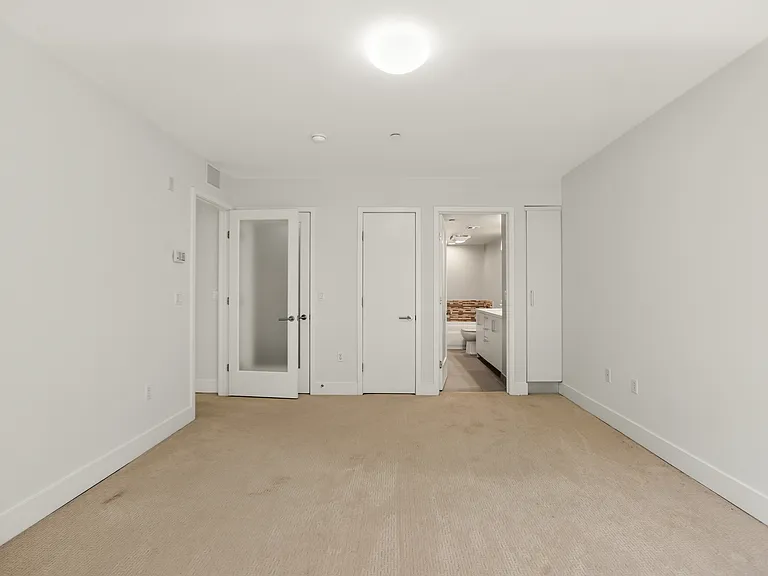 11715 Goshen Ave #302 — Photo 18