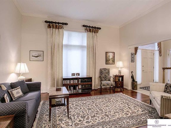 4th image of 1624 N 131st Ave