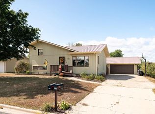 223 Elm Dr, Stoddard, WI 54658