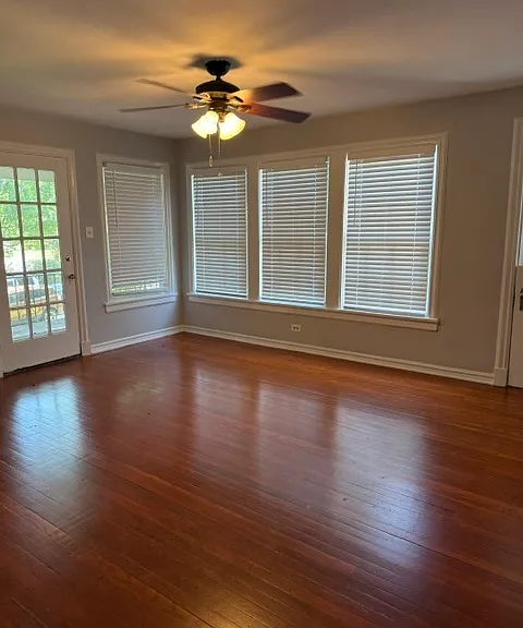 6231 Palo Pinto Ave — Photo 2