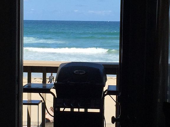 5th image of 3773 Ocean Front Walk