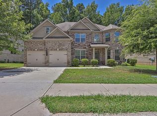 410 Live Oak Pass, Loganville, GA 30052