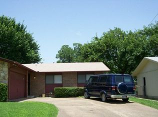 4653 Larue St, Dallas, TX 75211