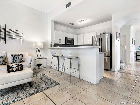3rd image of 8395 NW 143rd Ter