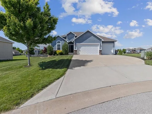 14166 Ashbury Ct, Basehor, KS 66007