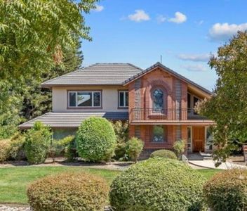 315 Valley View Drive, Exeter, CA, 93221
