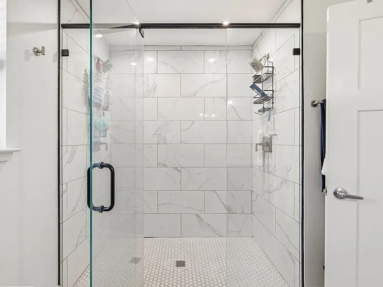 315 Mimosa St — Photo 13