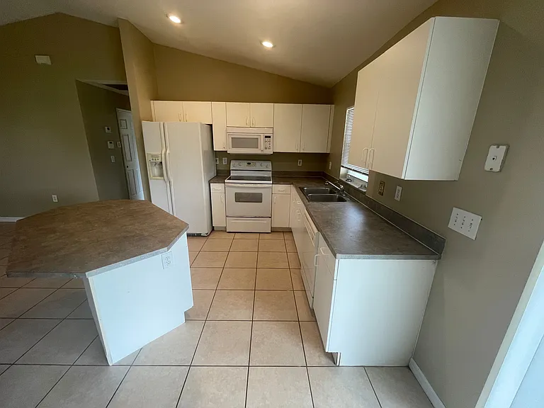 kitchen_06142022