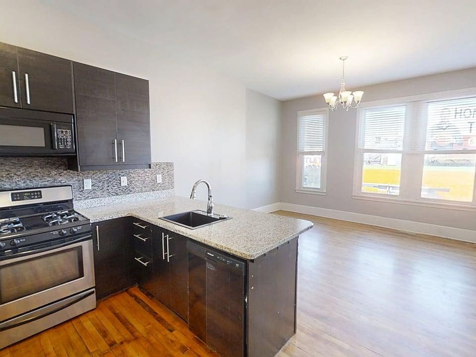 1st image of 701 W Lake St APT 2
