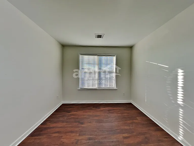237 Mott Rd — Photo 18