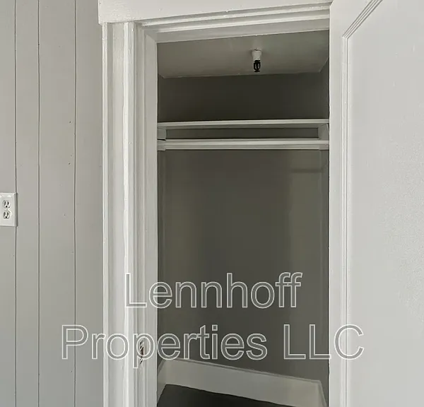 82-86 S Broadway #11 — Photo 7