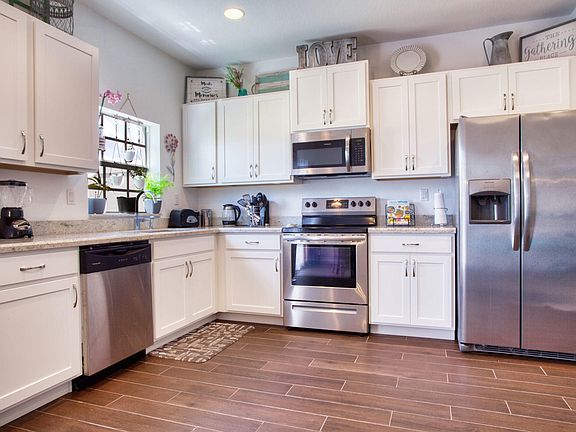 Home For Sale In Cricket Club