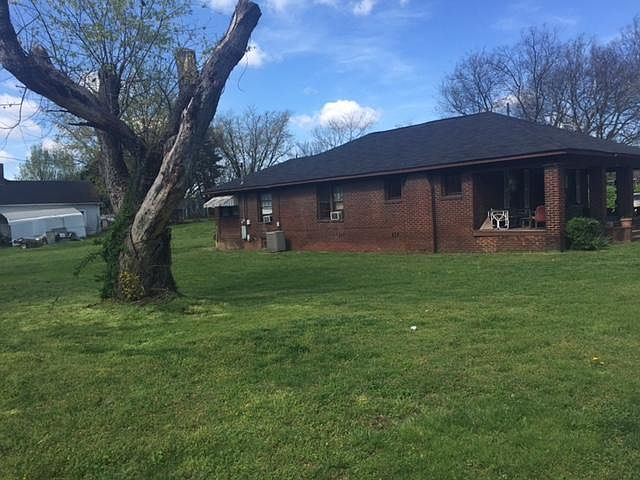 2nd image of 2305 Johnston St APT 5