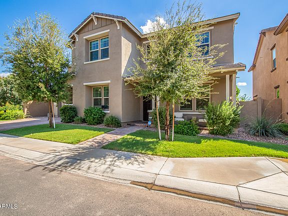 3rd image of 947 W Kaibab Dr