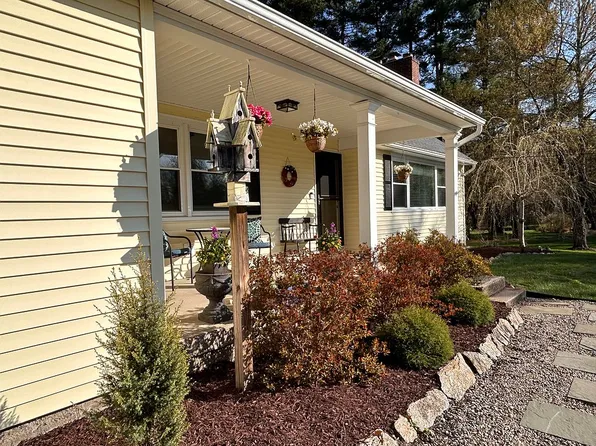 132 Punch Brook Rd, Burlington, CT 06013