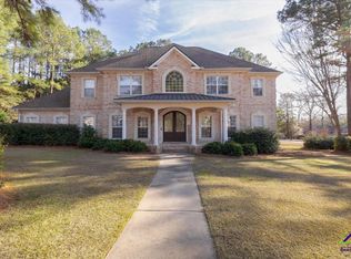 200 River Oak Ct, Kathleen, GA 31047