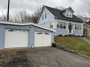 1 Fairview Ave, Enfield, CT 06082