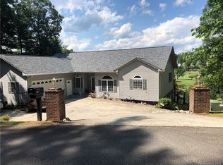 120 Fairway Dr S, Nebo, NC 28761