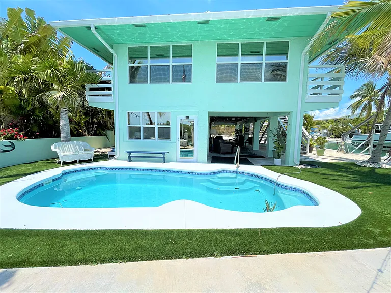 1145 Lagoon Dr — Photo 6
