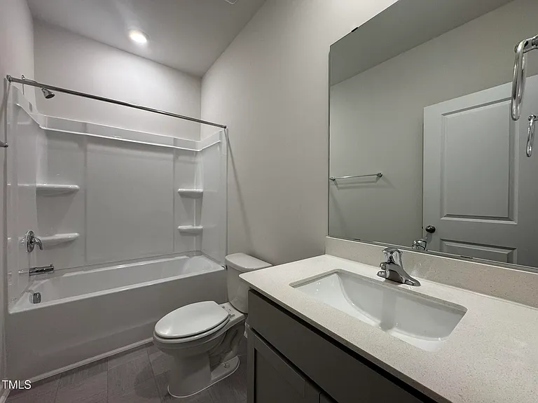724 Dorset Stream Dr — Photo 6