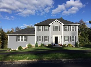 16 Grizzly Dr, Rutland, MA 01543