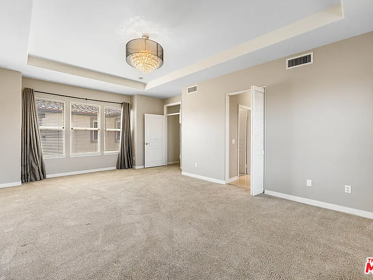 1385 White Feather Ct — Photo 6